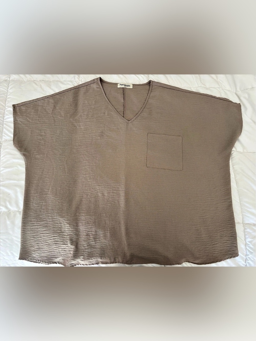 Impressions Short Sleeve Top in Brown Large Like New